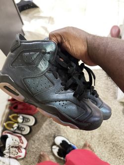 Size 4 And Size 1 Jordan