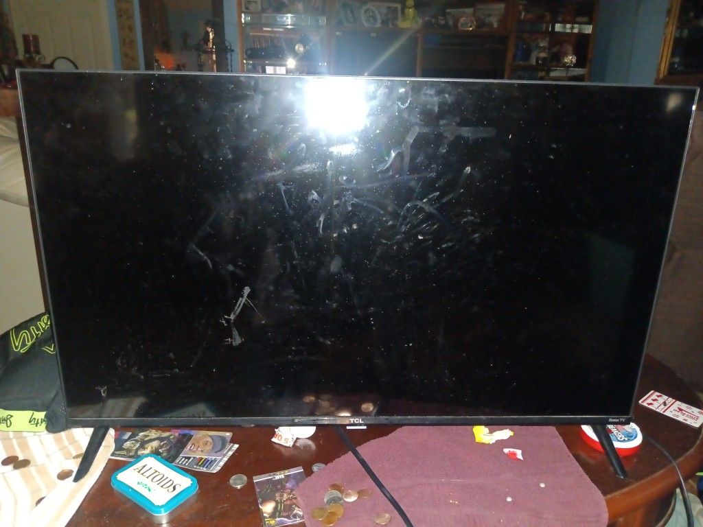 Roku Tcl TV 35" Inch 