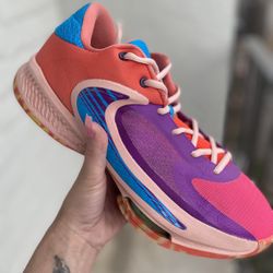 Nike Zoom Freak 4