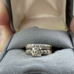 Diamond & 14k Gold Wedding/Engagement Duo-Size 4.5