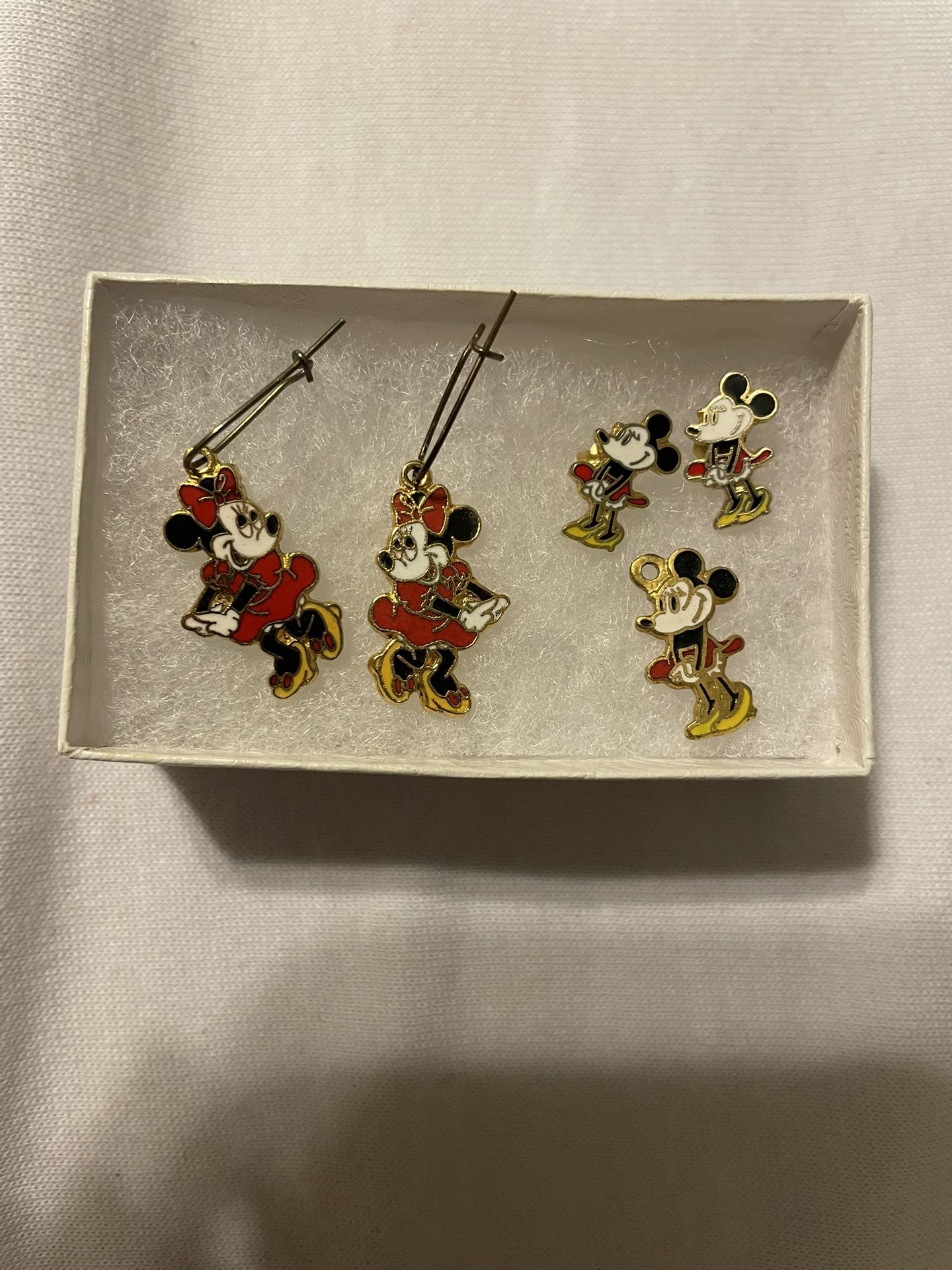 Minnie Mouse Earrings And Necklace Pendant