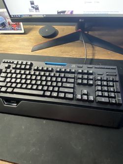Logitech G910
