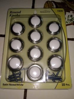 Symmetry cabinet knobs. Ten pack.