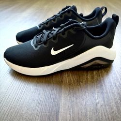 NEW Nike Air Zoom Bella 7 FZ1689-003 Women’s Size 8 Black White
