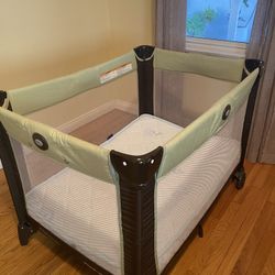Graco Pack And Play 