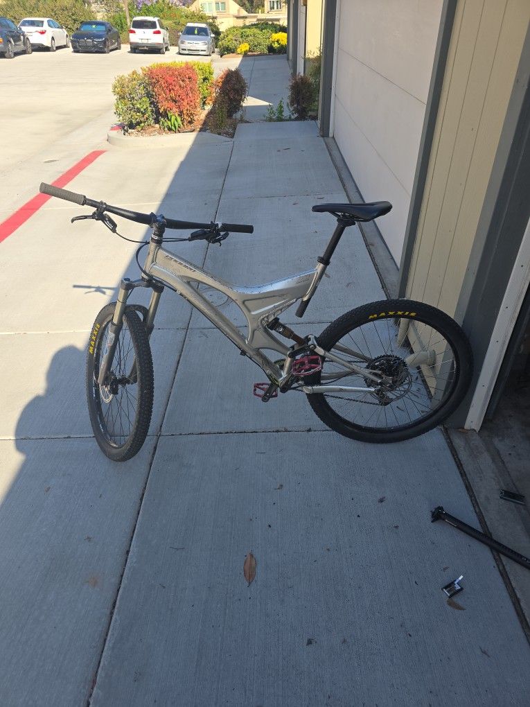 Specialized Enduro Comp XL Frame