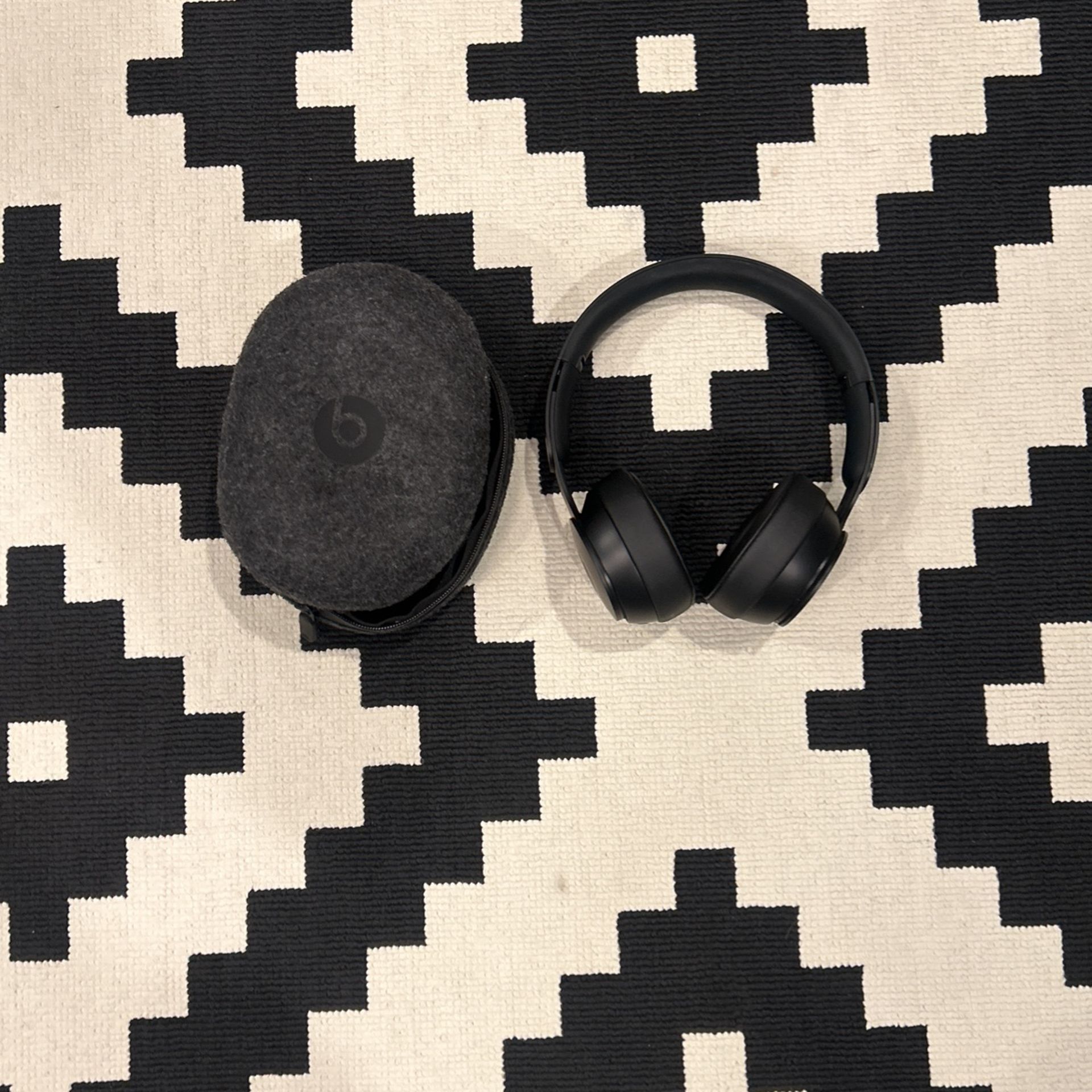 Beats Solo Pro 3 Black 