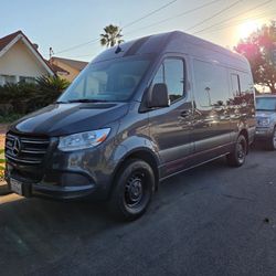 2022 Mercedes-Benz Sprinter 