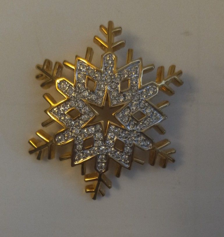 Gold Tone Crystal Snowflake Brooch
