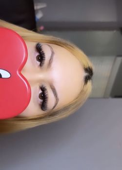Lashes