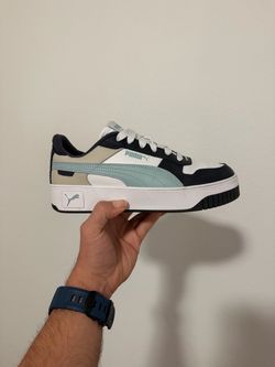 Puma Low Top Sneakers