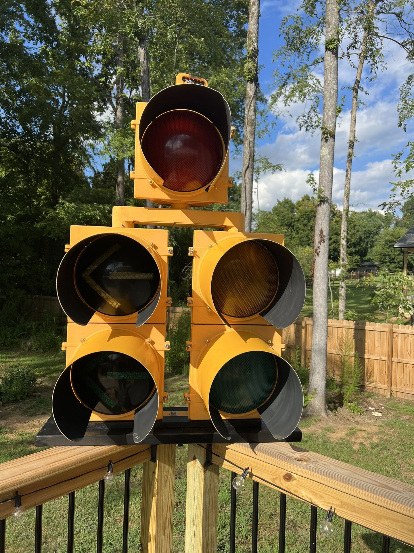 Five Light Traffic Signal