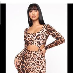 

Fashion Nova Dress

Leopard Sexy
