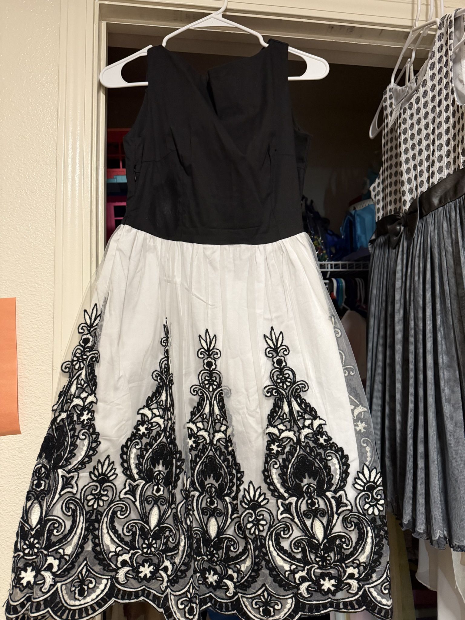 Beautiful Black And White Dress