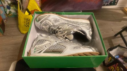 Bottega Veneta  size 10.5-11