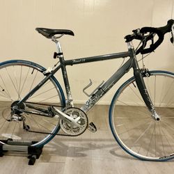 47cm, Gorgeous Fuji Road (One Owner) 105 | Like New  ~4’10”-5’6” - Loaded!