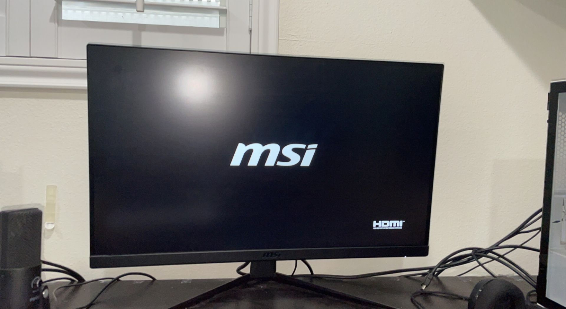 MSI Optix G272 27" 144HZ GAMING