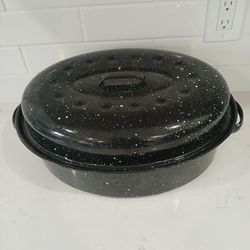 Speckled Enamel Oval Roasting Pan with Lid