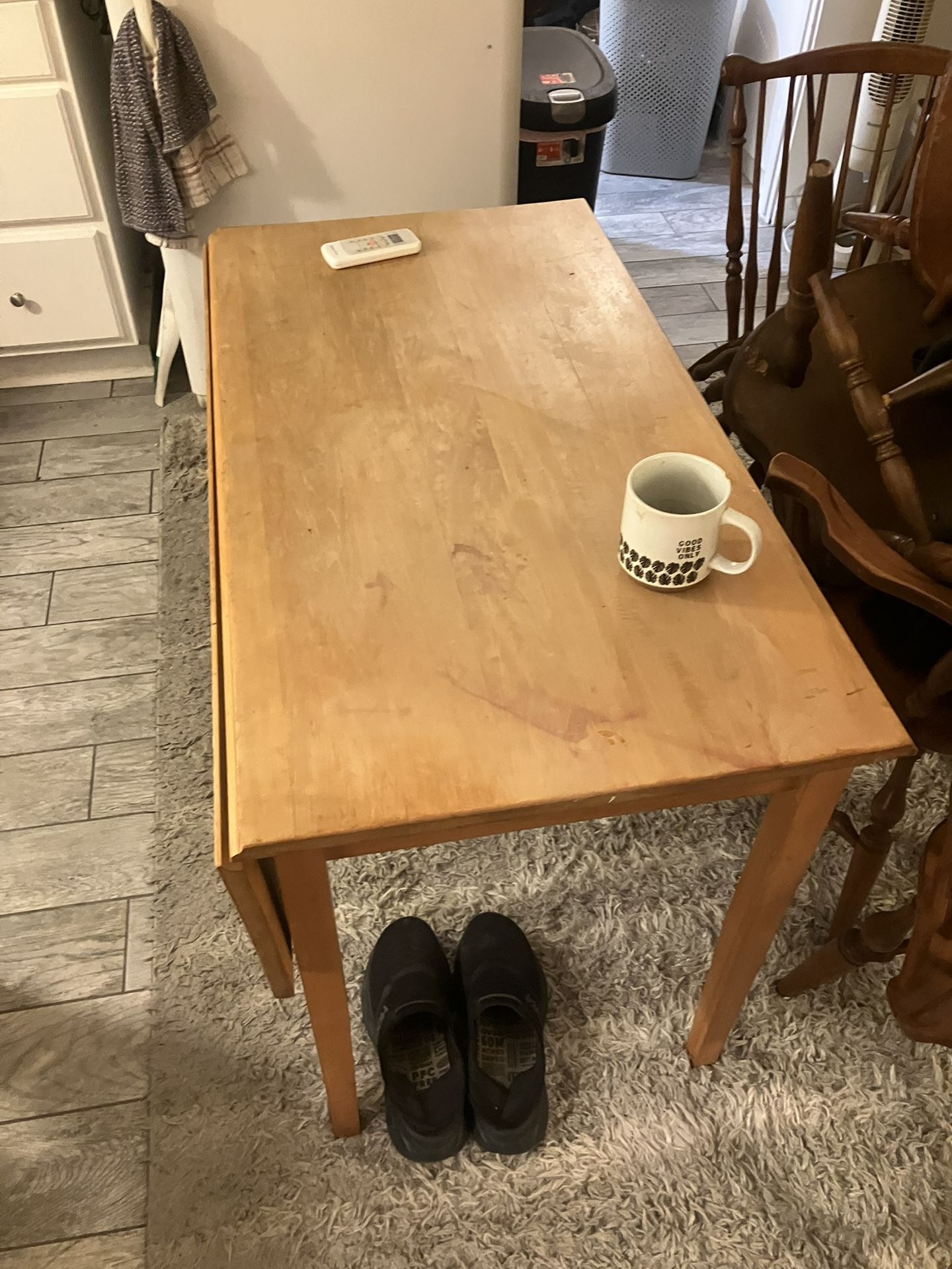 Artist Table 