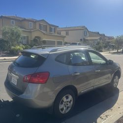 2014 Nissan Rogue Select