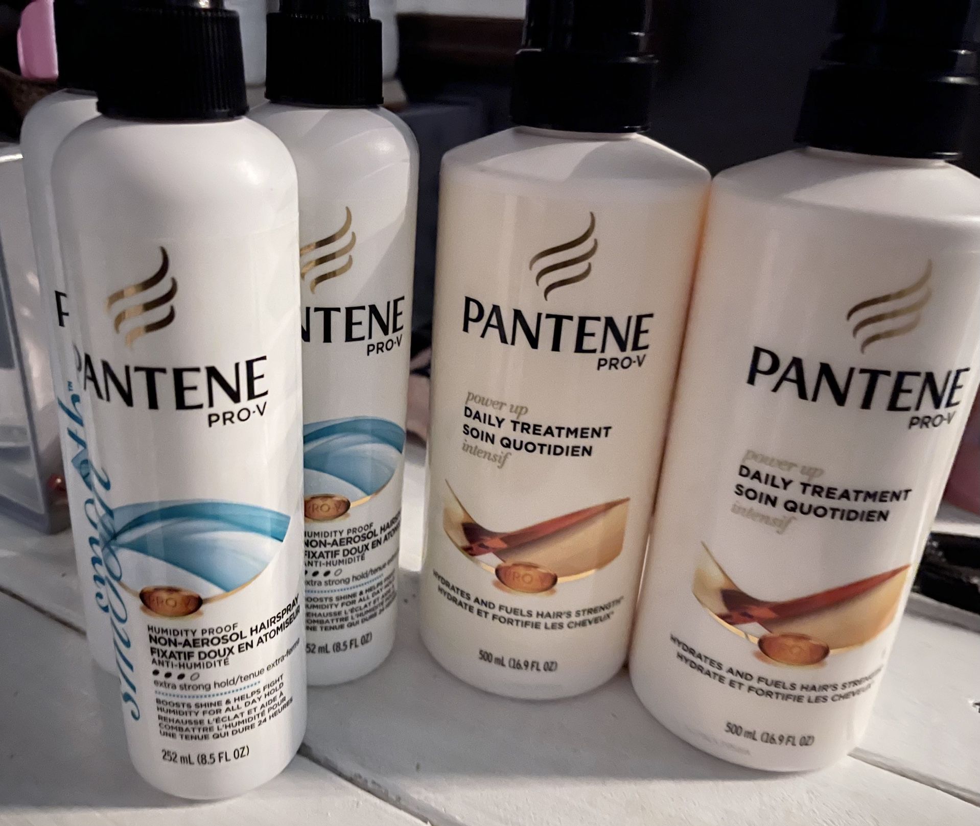 Pantene Pro-V Daily Treatment & Pantene Pro-V Non Aerosol Smooth Hairspray