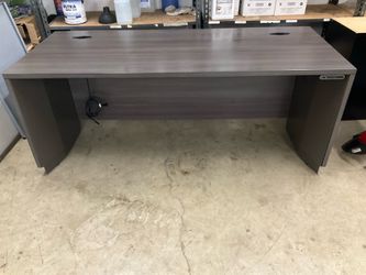 Office Desk with electric height control