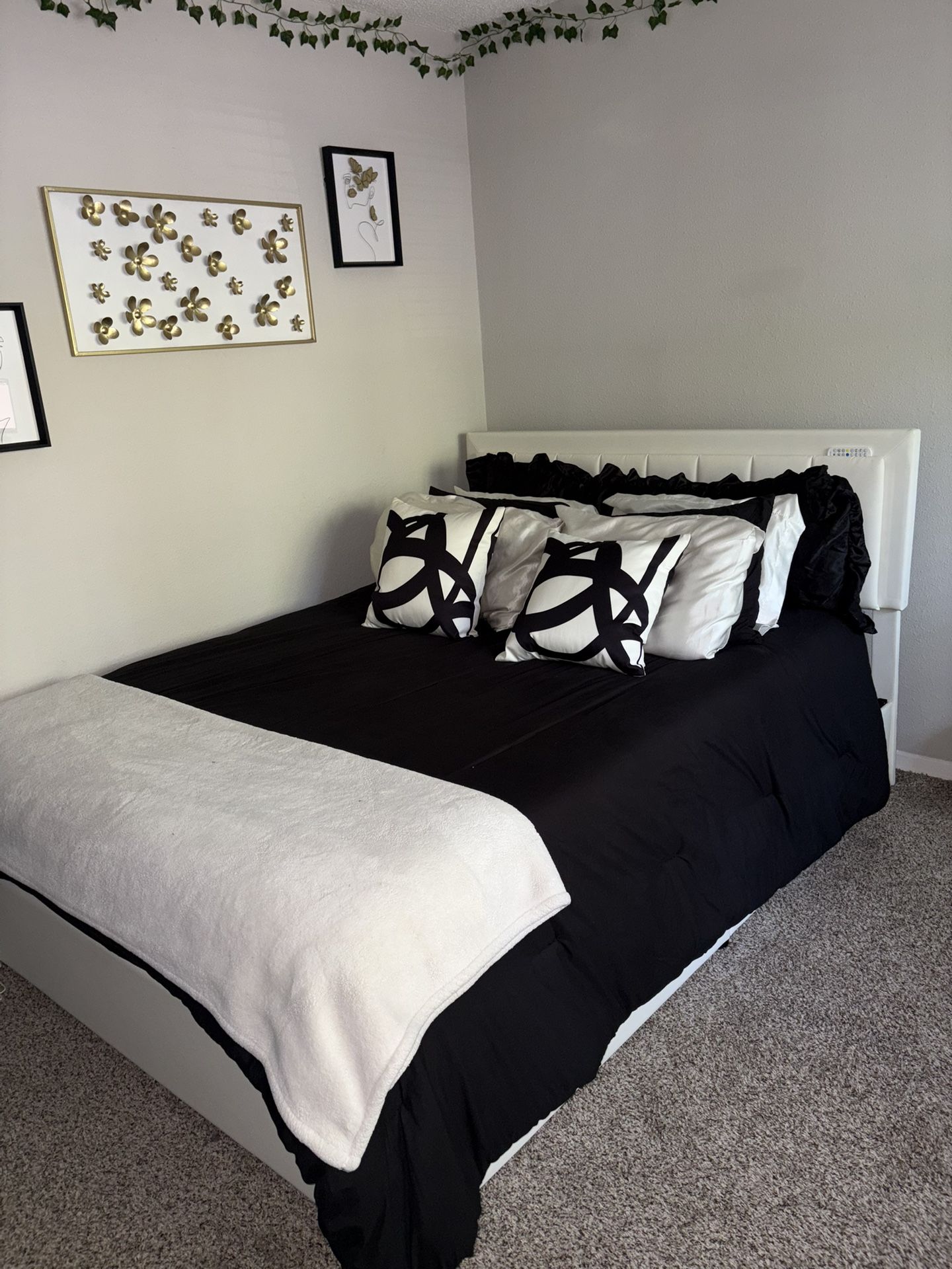 White Queen Size Bed w/ 4 Pull out Drawers — Dresser Included