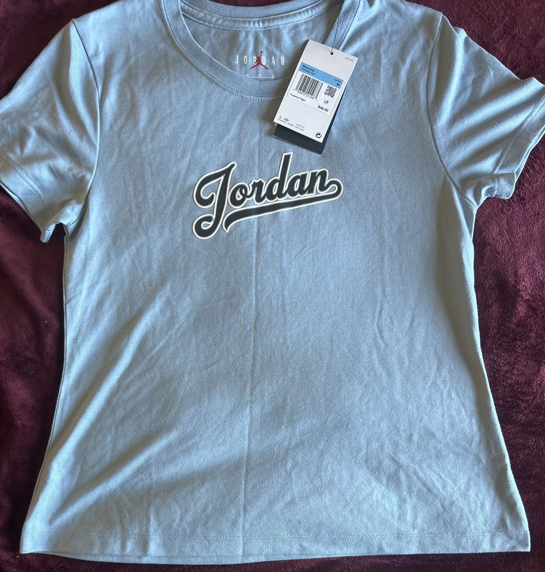 women’s medium Jorden shirt