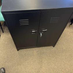 Metal Storage Cabinet with Lock, Locking Cabinets with 2 Doors and Shelves, Lockable Steel Locker Cupboard, Small Sideboard Buffet Cabinet for Home Of
