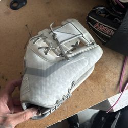 2024 Rawlings Rev1x 11 3/4 Baseball Glove 