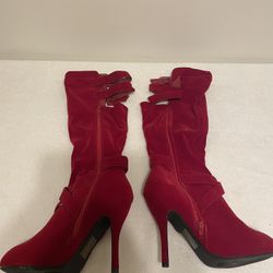WOMAN HIGH RED BOOTS SIZE 9