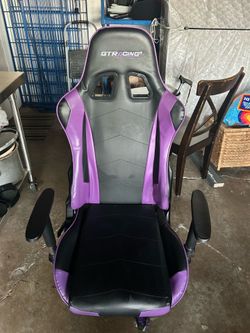 AC RACING GAMING CHAIR