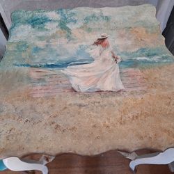 Lady In White Table 2