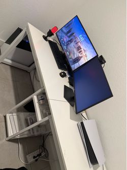 Two monitors or 1 separately  asus & dell