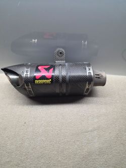 Akrapovic Carbon Fiber Exhaust Slip-On Muffler