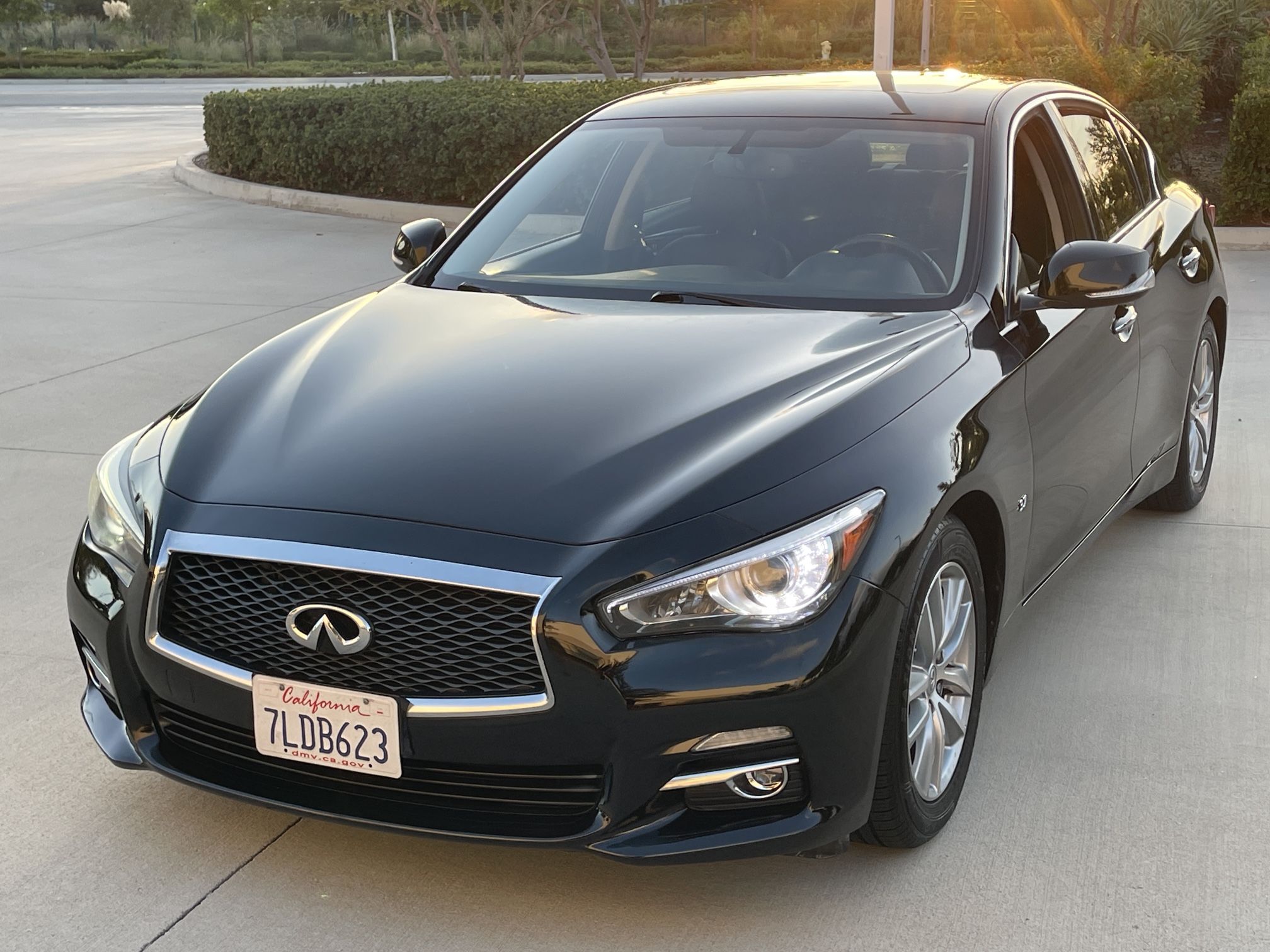 2015 Infiniti Q50