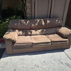 Sofa/couch