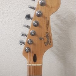 Fender Stratocaster Nice Guitar 