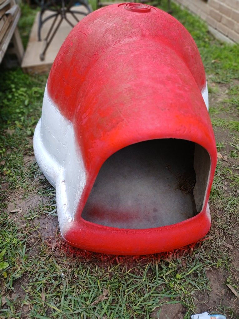 Dog House