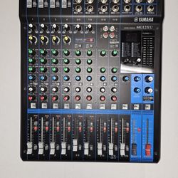 Yamaha MG12XU Studio Mixer