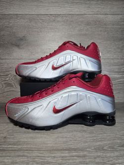 Nike Shox R4 Metallic Silver Black Team Crimson HQ1988 009 Mens Size 10 New