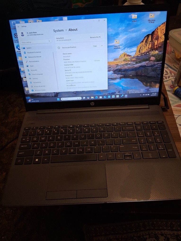 HP 255 G8 15.6" Laptop