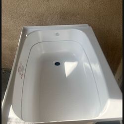 Brand New Tub For RV
