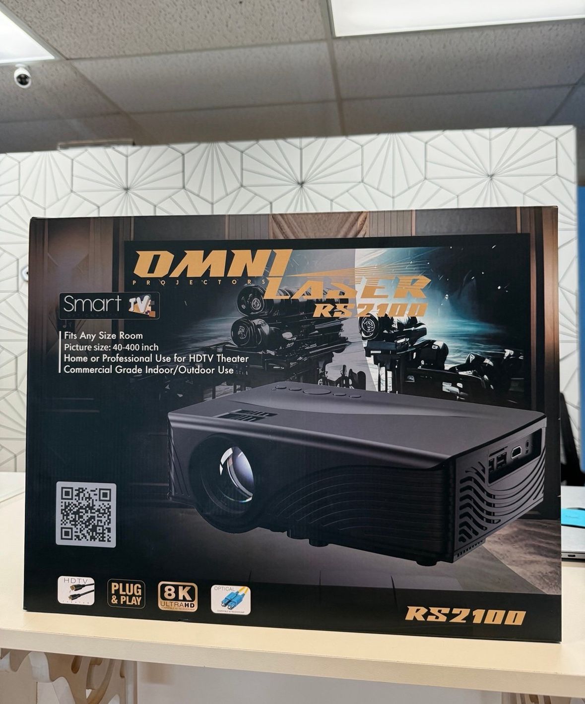 Omni Laser Projector RS2100 8K (BRAND NEW!)
