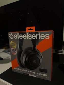SteelSeries Arctis Nova 7