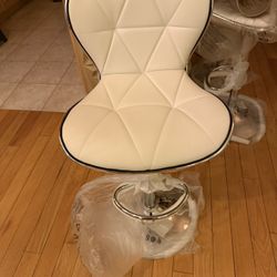 4 New White Leather Bar Stools 