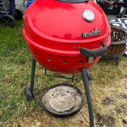 Charcoal grill 40$