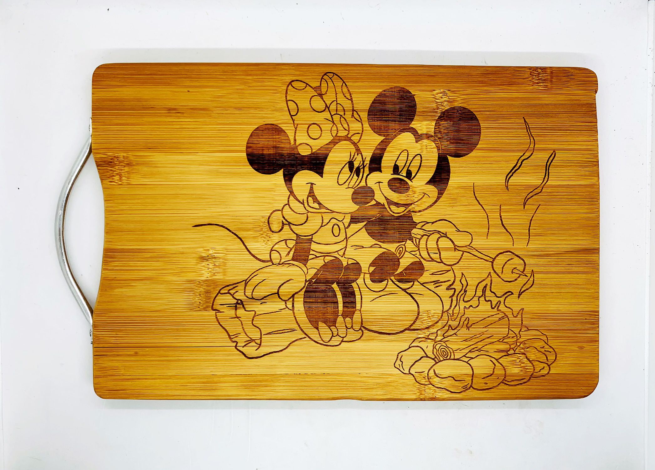 Mickey and minnie camping laser engraved bamboo high quality cuttingboard pop gift