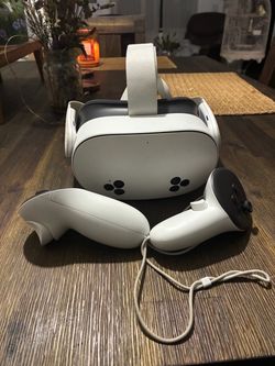 Meta Quest 2 VR Headset with Controllers