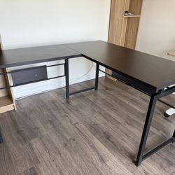 BLACK L SHAPED DESK